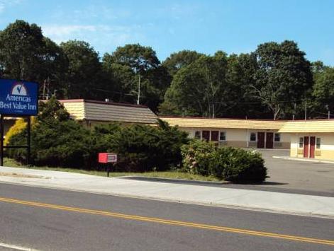 Americas Best Value Inn - Port Jefferson Station - Long Island Экстерьер фото